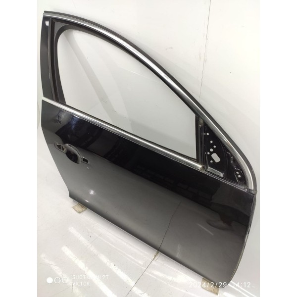 Porta Dianteira Direita Volvo S60 V60 2011/2017 31424598 Dianteira Direita Preto