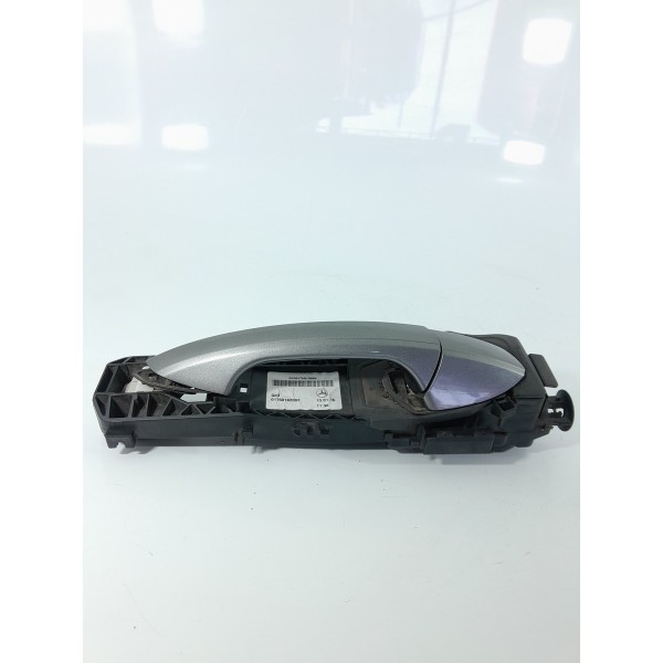 Macaneta Externa Mercedes Gla Dianteira D 14/20 A2047601800 Dianteira
