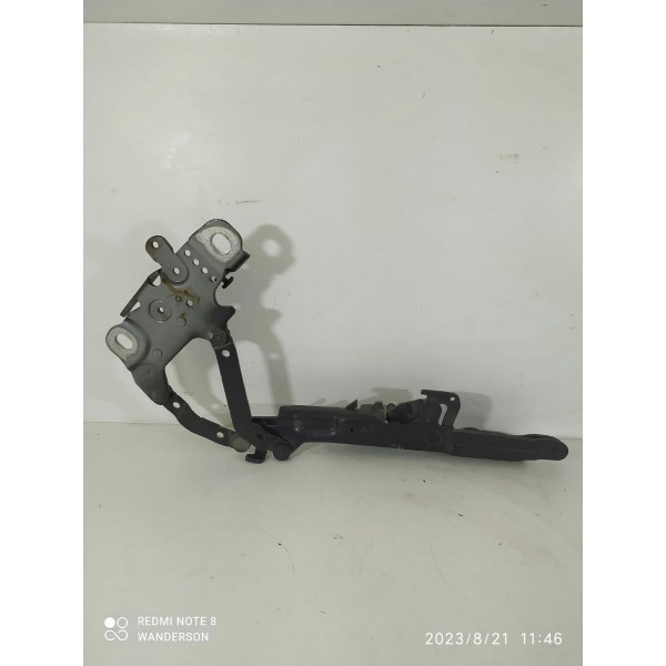 Dobradiça Braço Capo Bmw 320i 328gt Direita 12/18 7239415