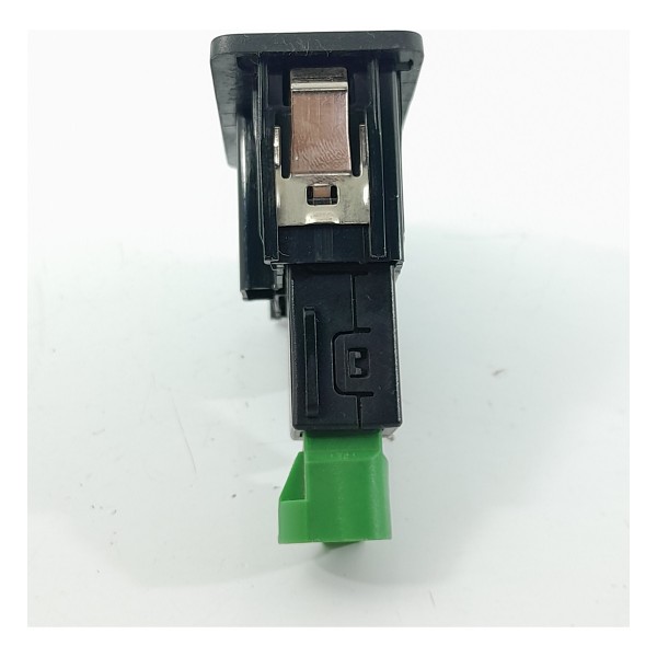 Tomada Usb Jetta Saveiro Amarok 2010/2023 5g0035222e
