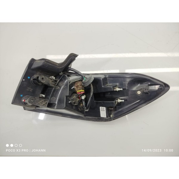 Lanterna Esquerda Tiggo 8 2019/2022 605000201 Esquerdo/motorista Vermelho