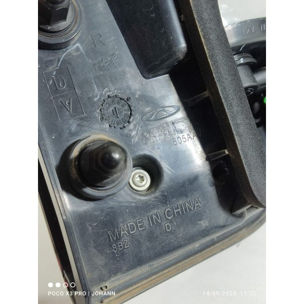 Lanterna Direita Tiggo 8 2019/202 Tampa Tras 605000204 Direito/passageiro Vermelho