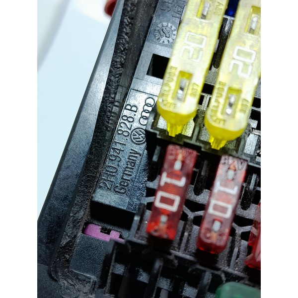 Caixa Fusivel Interna Amarok 2010/2023 2h0941828b Detalhe