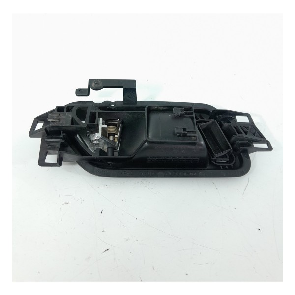 Macaneta Interna Amarok Traseira Esq 2010/2023 2h0837113c Preto Traseira