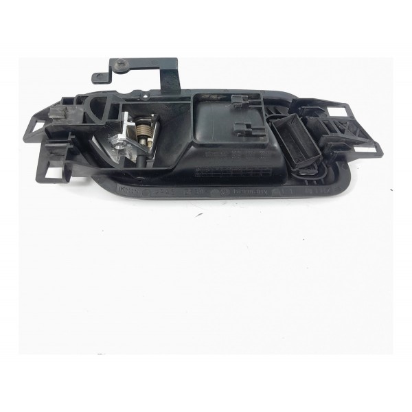 Macaneta Interna Amarok Traseira Esq 2010/2023 2h0837113c Preto Traseira