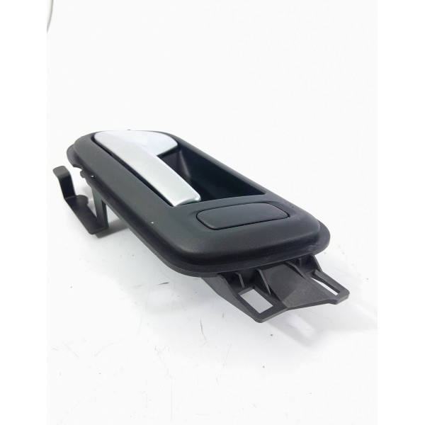 Macaneta Interna Amarok Traseira Esq 2010/2023 2h0837113c Preto Traseira