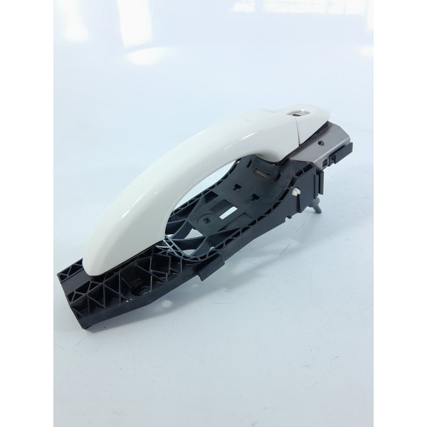 Macaneta Externa Amarok Dianteira Esq 2010/2023 5n0837885h