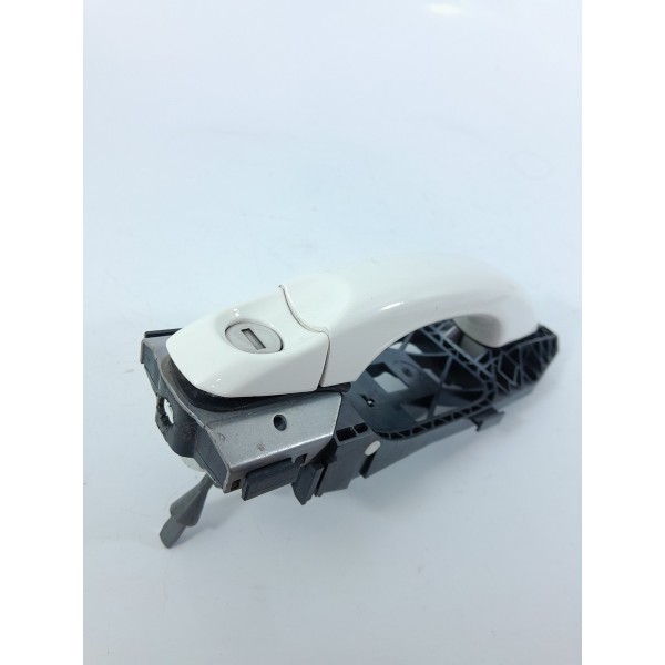 Macaneta Externa Amarok Dianteira Esq 2010/2023 5n0837885h