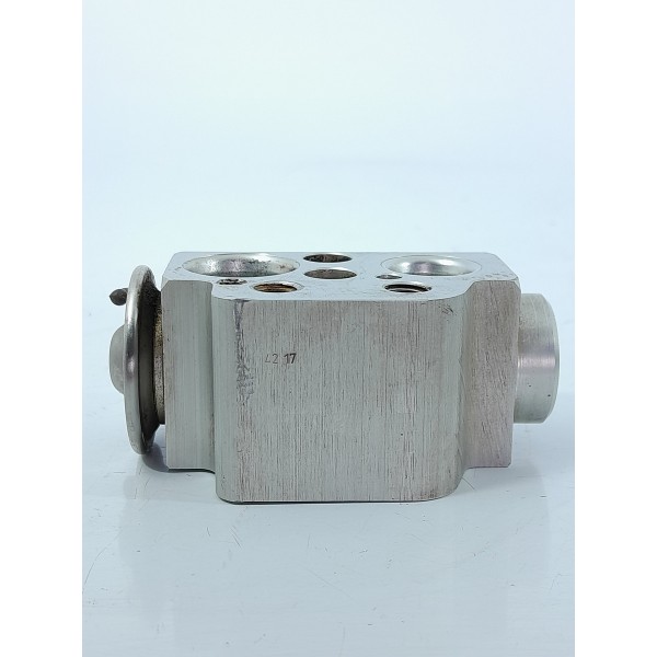Valvula Expansao Ar Condicionado Amarok 2010/23 7l0820679d