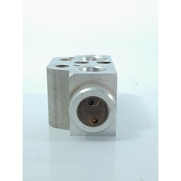 Valvula Expansao Ar Condicionado Amarok 2010/23 7l0820679d