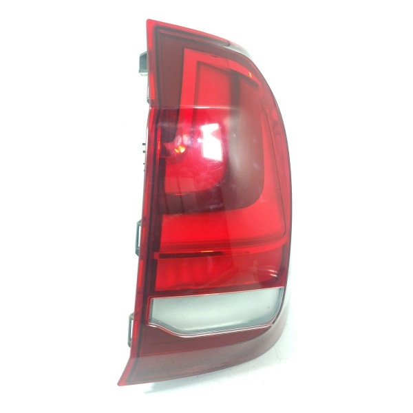 Lanterna Bmw X5 Direita Led 2014 2015 2016/2018 729010010 Direito/passageiro Vermelho