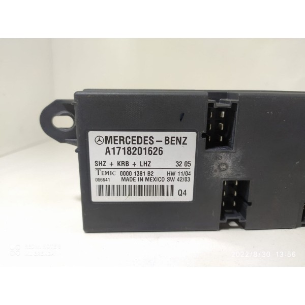 Moculo Bancos Mercedes Slk200 350 A1718201626 Preto