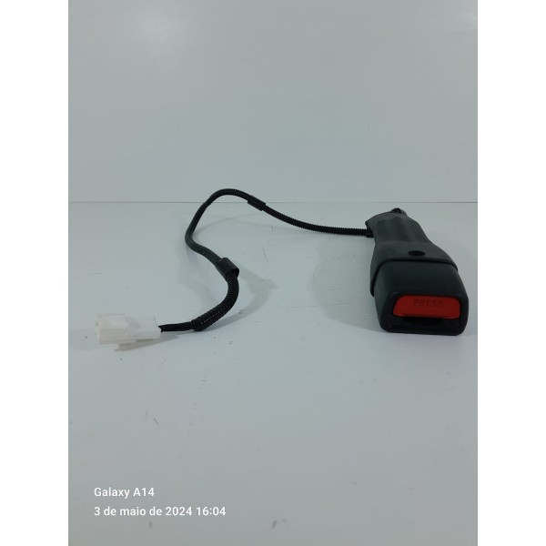 Engate Cinto Corolla Dianteiro Dir 2020 2021 2022 2023 2024