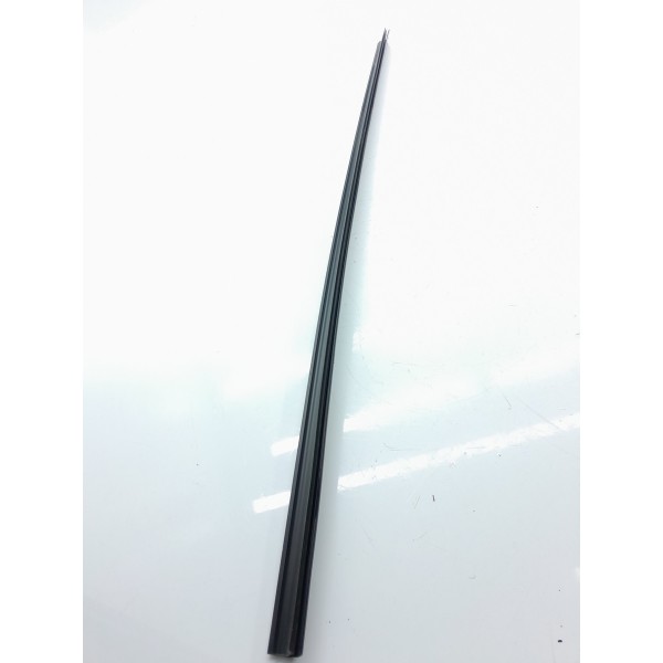 Acabamento Vidro Traseiro Vigia Amarok 2010/2023 2h0867741