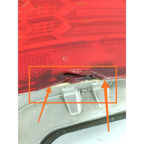 Lanterna  Ford Fusion Direita Led 2009/2012 Det 9e5313b504a Direito/passageiro Vermelho