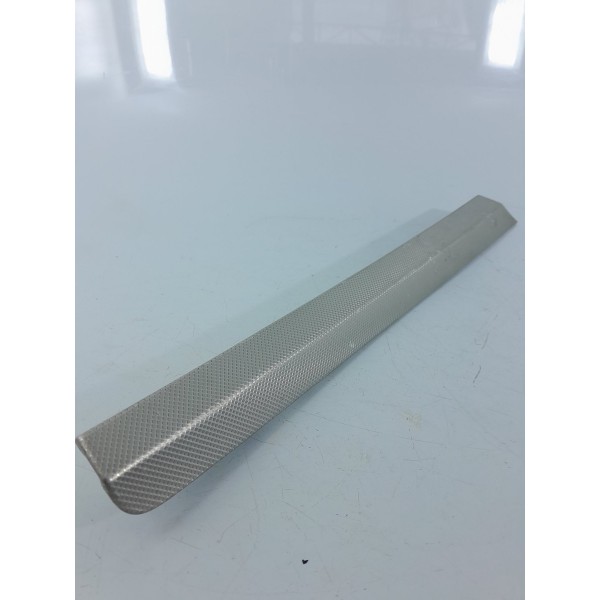 Friso Forro Porta Audi Q7 Traseira Dir 2010/2015 4l0867420 Cromado