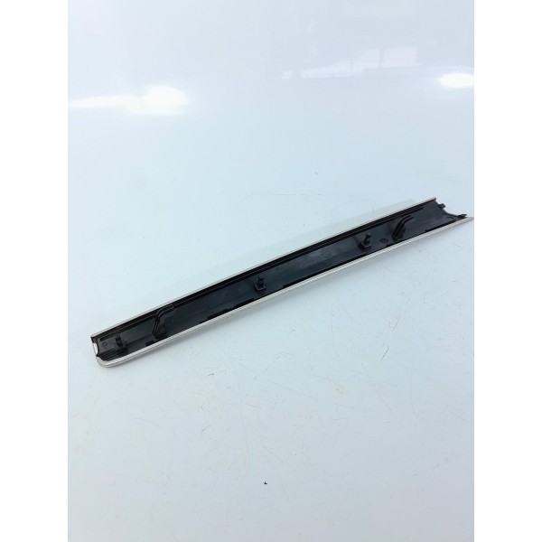 Friso Forro Porta Audi Q7 Traseira Esq 2010/2015 4l0867419 Cromado