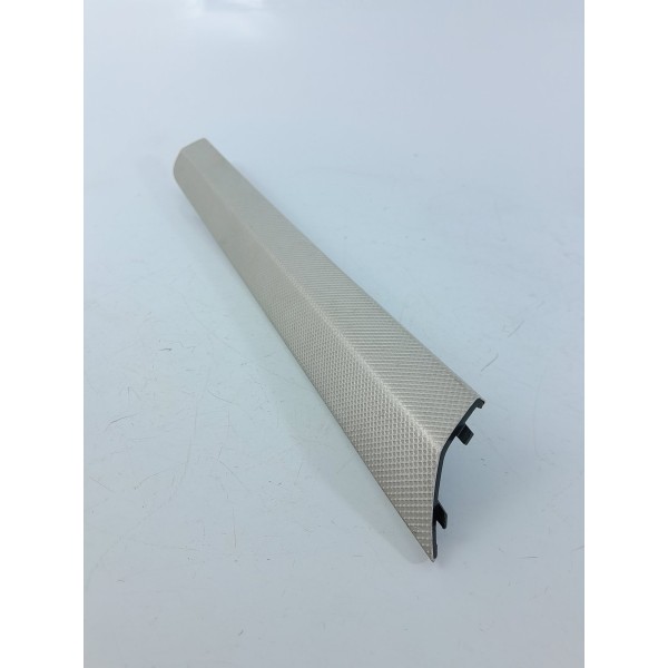 Friso Forro Porta Audi Q7 Dianteira Dir 2010/2015 4l0867410 Cromado