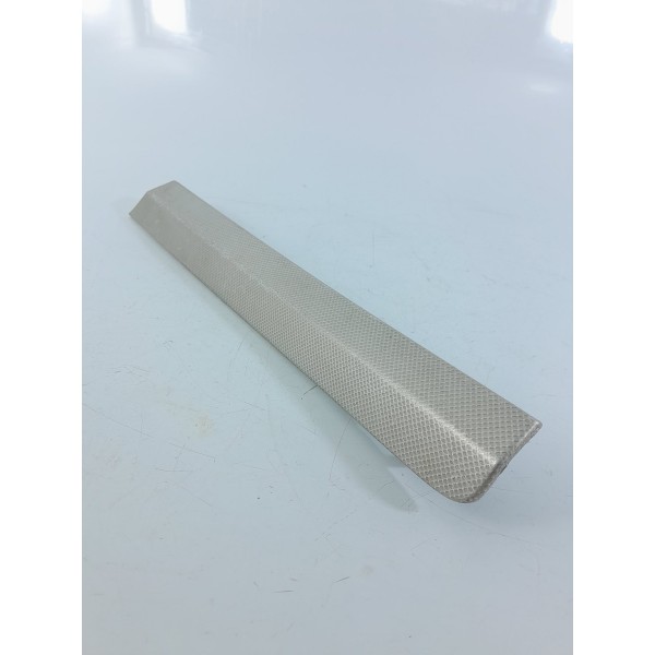 Friso Forro Porta Audi Q7 Dianteira Esq 2010/2015 4l0867409 Cromado