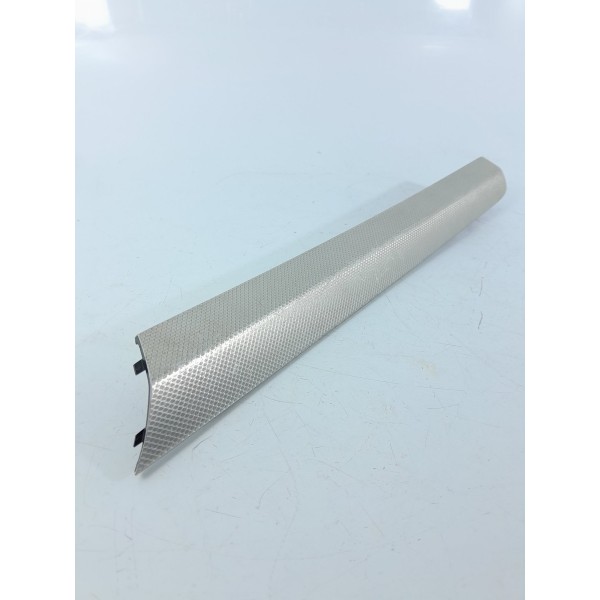 Friso Forro Porta Audi Q7 Dianteira Esq 2010/2015 4l0867409 Cromado