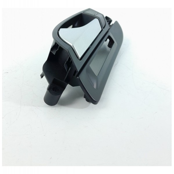 Macaneta Interna Audi Q7 Dianteira Esq 2010/2015 4l0959527 Preto Dianteira