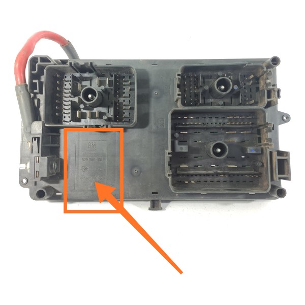 Caixa Fusivel Chevrolet Cruze 2011/2016 13222782