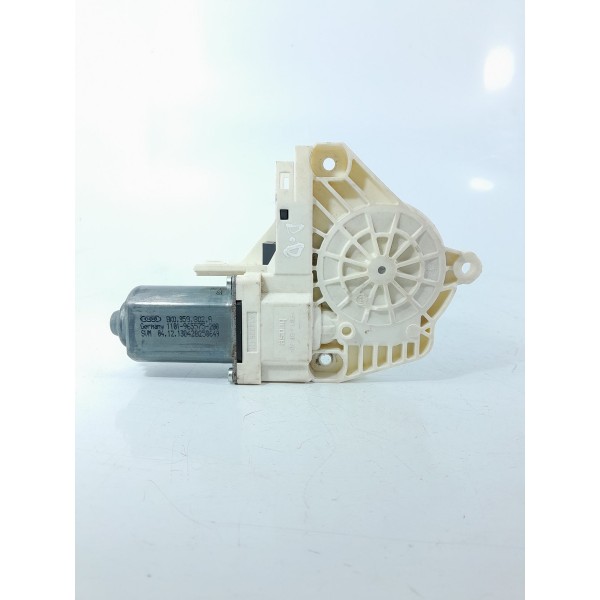 Motor Maquina Vidro Audi Q7 Diant Dir 2010/2015 8k0959802a