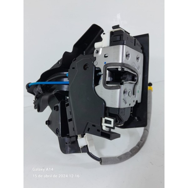 Fechadura Mercedes C180 Traseira Dir 2008/2014 A2047331808