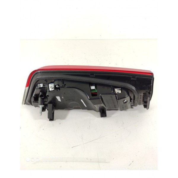 Lanterna Bmw 320 330 Direita 2019/2023 H8742045410 Direito/passageiro Vermelho