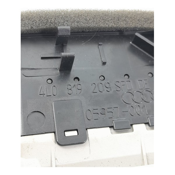 Difusor Ar Audi Q7 Traseiro Esquerdo 2010/2015 4l0819209