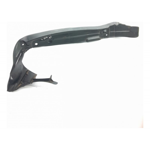 Isolador Interno Paralama Audi Q7 Esq 2010/2015 4l0821111 Dt