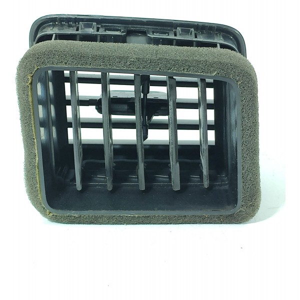 Difusor Ar Amarok Esquerdo 2017/2023 2h6819703c