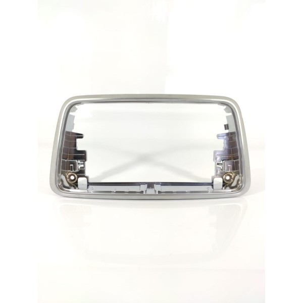 Moldura Midia Mercedes Gla200 Cla200 A200 250 A1766890018 Cromado