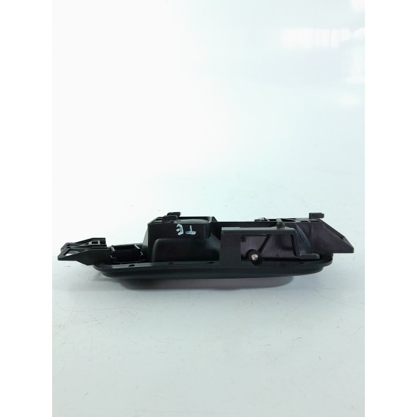 Macaneta Interna Amarok Traseira Esq 2010/2023 2h0837113d Preto Traseira