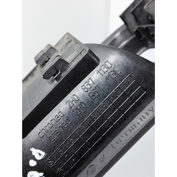 Macaneta Interna Amarok Dianteira Esq 2010/2023 2h0837113d Preto