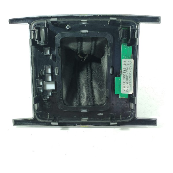 Moldura Coifa Alavanca Cambio Amarok 2010/2023 2h1713203d Preto Lisa