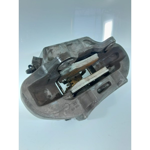 Pinca Audi Q5 Dianteira Direita 2017/2023 80a615106ab