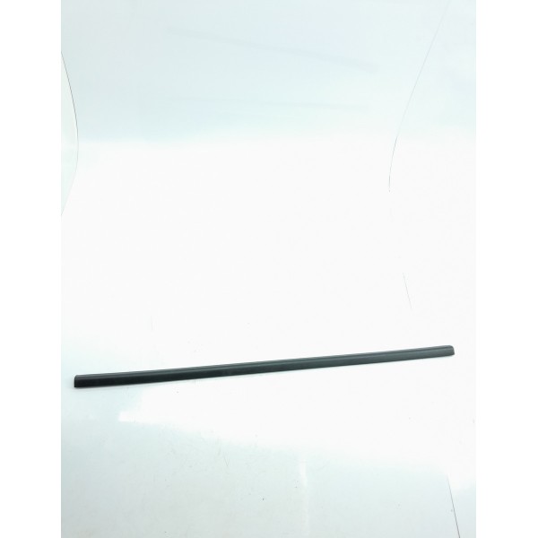 Acabamento Vidro Traseiro Vigia Amarok 2010/2023 2h0867741