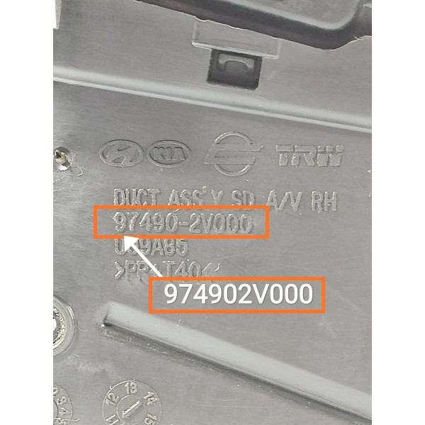 Difusor Ar Painel Veloster Direito 2011/2014 974902v000