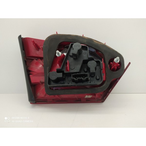 Lanterna Jetta Tampa Direita 2011 2012 2013 2014 Original Direito/passageiro Vermelho