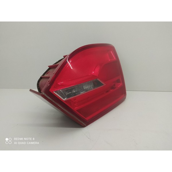 Lanterna Jetta Tampa Direita 2011 2012 2013 2014 Original Direito/passageiro Vermelho