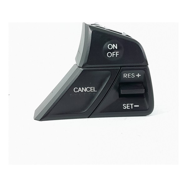 Comando Volante Hyundai Veloster Direit 2011/2014 967002v100