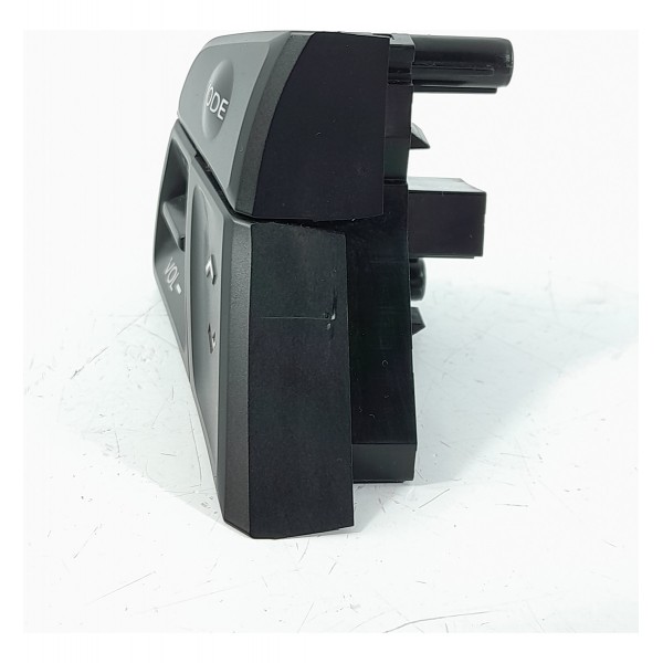 Comando Volante Hyundai Veloster Esq 2011/2014 967002v000