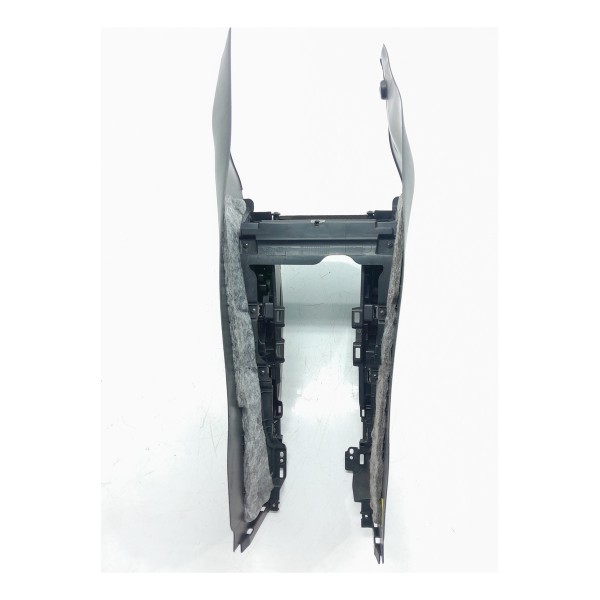 Console Central Hyundai Veloster 2011/2014 846112v000 Det