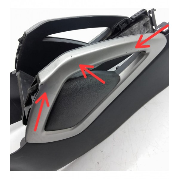 Console Central Hyundai Veloster 2011/2014 846112v000 Det