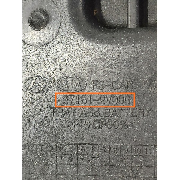 Suporte Bateria Hyundai Veloster 2011/2015 Det 371512v000