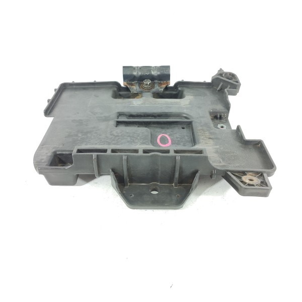 Suporte Bateria Hyundai Veloster 2011/2015 Det 371512v000