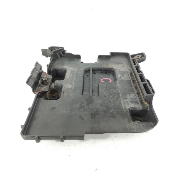 Suporte Bateria Hyundai Veloster 2011/2015 Det 371512v000