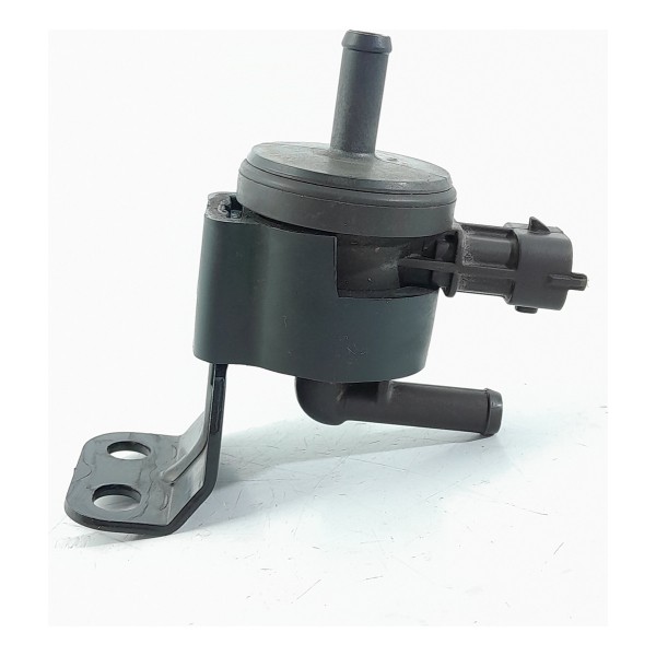 Valvula Canister Hyundai Veloster I30 Hb20 11/18 9270930004