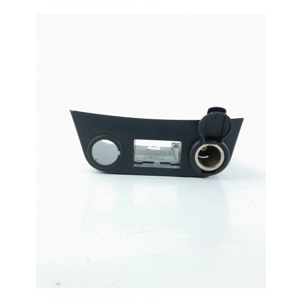 Tomada 12v Hyundai Veloster  847272v000 Det